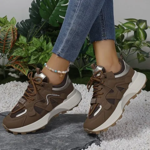 Chaussures Dad à Semelle Épaisse pour Femmes Mode Marron Patchwork Chunky Sneakers Respirantes Augmentant la Taille Lacets Casual Course Chaussures de Sport
