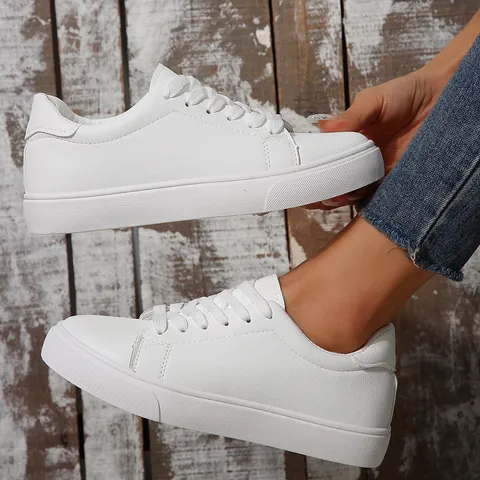 White Casual PU Leather Skate Shoes For Men Women Flat Sneakers Lace Up Low Top Board Shoes Breathable Daily Sport Footwear