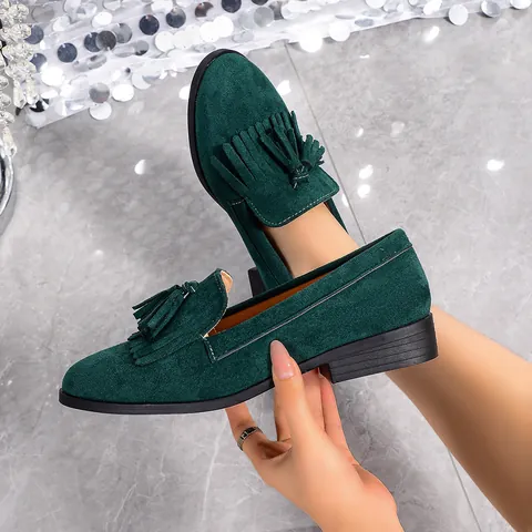 Women Retro Suede Loafers Tassel Round Toe Flat Shoes Non-slip Slip-on Commuter Casual Single Shoes For Women Autumn New