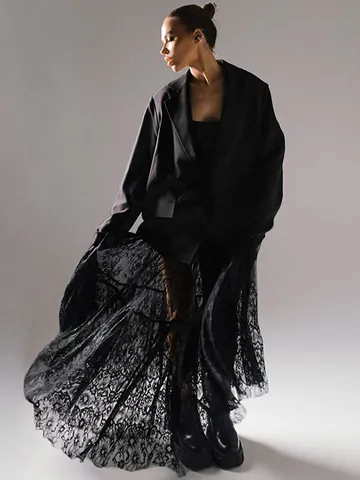 Women's Sexy See-Through Lace Maxi Skirt High Waisted Floral Tiered A-Line Long Skirt Elegant Patchwork Commuting Bottom