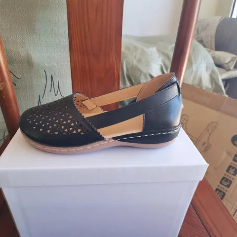 Women's Summer Wedge Sandals Breathable Hollow Out Closed Toe PU Leather Mules Comfortable Roman Style Beach Shoes For Women