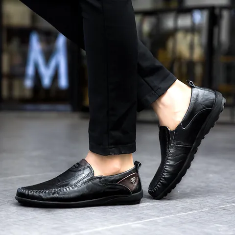 Men Cowhide Leather Loafers Slip On Casual Business Shoes Breathable Lightweight Hand Stitched Fashion Moccasins Outdoor Footwear