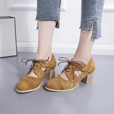 Women British Vintage Hollowed-Out Block Heel Shoes Lace-Up PU Leather Breathable Casual Brogue Shoes For Spring Autumn