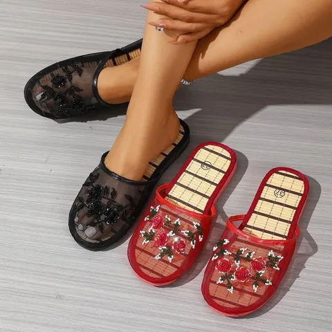 Women Elegant Mesh Embroidery Mule Slippers Floral Pattern Flat Closed Toe Breathable Daily Casual Beach Home Shoes