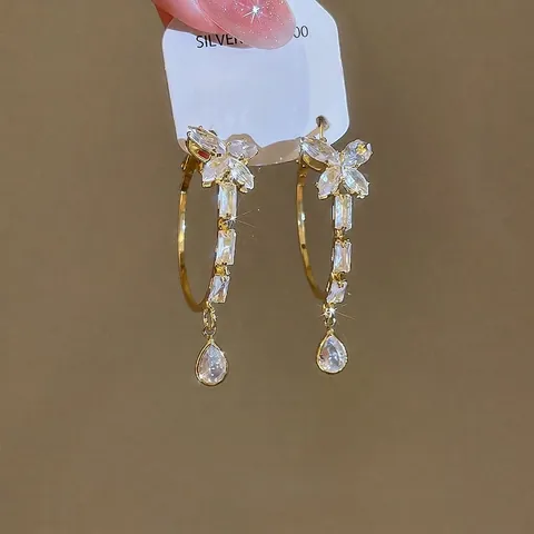 Funkelnde Zirkonia Schleife Wassertropfen Quaste Ohrringe Für Damen Kupfer Eingelegt Zirkonia Hängende Creolen Schmuck Geschenk