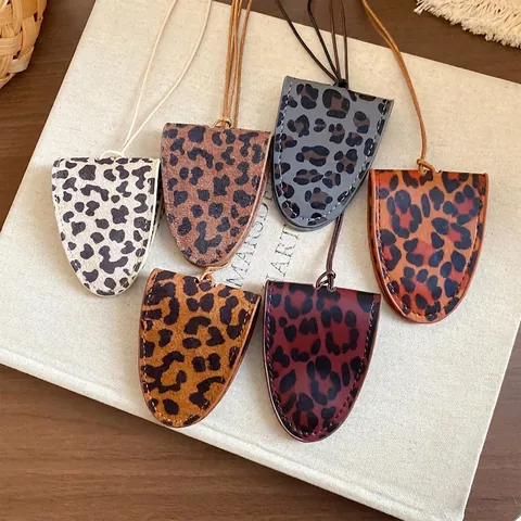 Leopard Print Faux Leather Eyeglass Holder Necklace Handmade Niche Design Minimalist Leather Rope Sweater Chain For Women