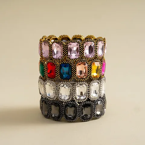 Vintage Quadratisches Geometrisches Strass-Stretch-Armband Für Damen Legierung Eingelegte Elastische Handkette Luxusschmuck
