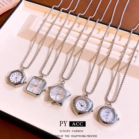 Women Vintage Silver Plated Copper Heart Star Geometric Pendant Pocket Watch Necklace High-end Fashion Quartz Watch Necklace
