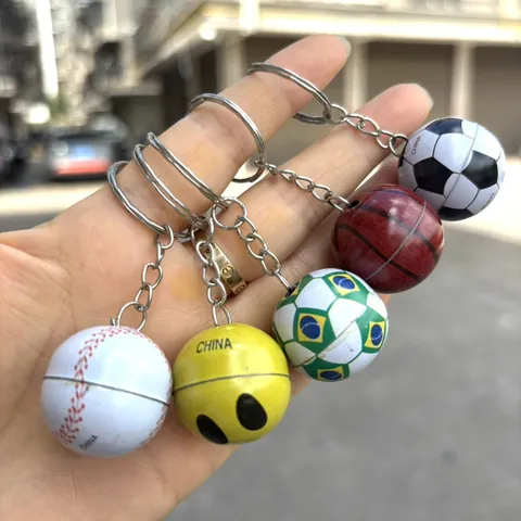 Mini Sports Ball Keychain Tinplate Metal Football Basketball Baseball Globe Shaped Novelty Keyring For Backpack Decor