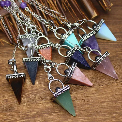 Vintage Natural Stone Pyramid Crystal Pendulum Necklace Reversal Hexagonal Gemstone Dowsing Divination Pendant Retro Alloy Jewelry