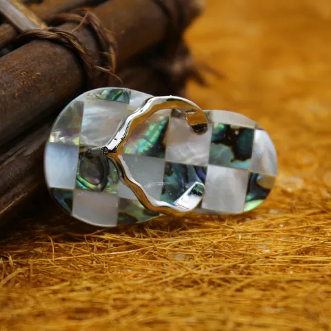 Personalized Abalone Shell Flip Flop Pendant Western Style Shell Mosaic Slipper Shape Pendant Necklace Jewelry Beach Accessory