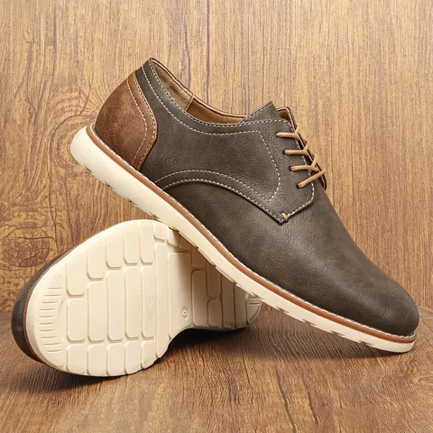 Scarpe Casual da Uomo in Pelle Sintetica Brunita Retrò Punta Tonda Allacciate Low Top Antiscivolo Traspiranti Derby di Moda