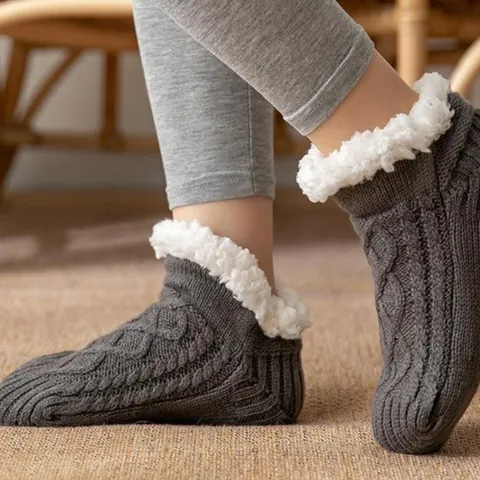 Cable Knit Sherpa Lined Slipper Socks Winter Warm Indoor Floor Socks Anti-Slip Fleece Lined House Socks For Men Women