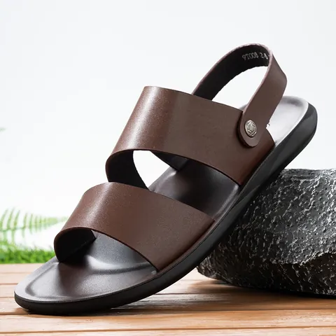 Men Casual Microfiber Leather Sandals Summer Breathable Beach Shoes Non-Slip Soft Sole Outdoor Dual-Use Sandals Plus Size Footwear