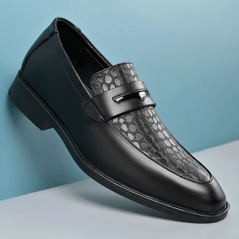 Men British Style Business Casual Loafers Pointed Toe Slip On Dress Shoes Large Size Crocodile Pattern PU Leather Footwear