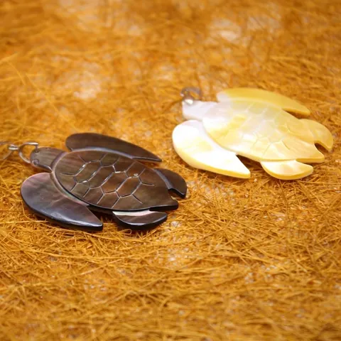 Ciondolo Tartaruga Marina in Madreperla Naturale Stile Oceano Collana in Conchiglia Animale Incisa Gioielli Per Uomo Donna