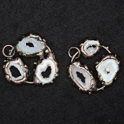 Collana con Ciondolo a Faccia Sorridente in Agata Naturale Druzy Pendente in Geode di Cristallo in Lega Vintage per Donna Gioielli