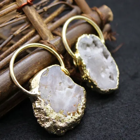 Natural Irregular Agate Geode Pendant With Gold Plated Edge Retro White Druzy Raw Stone Sweater Chain Necklace For Women Jewelry