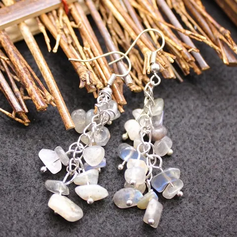 Bohemian Natural Crystal Stone Chip Long Tassel Drop Earrings Vintage Alloy Wire Geometric Earrings For Women Jewelry Gift