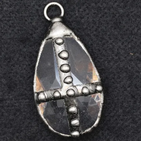 Collana con Ciondolo a Scudo Crociato Vintage per Uomo Donna Placcata Argento Antico con Cristallo di Rocca Croce Gotica