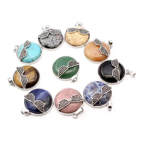 Ins Style Sunglasses Motif Pendant Necklace For Women Alloy Rhinestone Inlaid Synthetic Stone Fashion Jewelry Accessory Gift