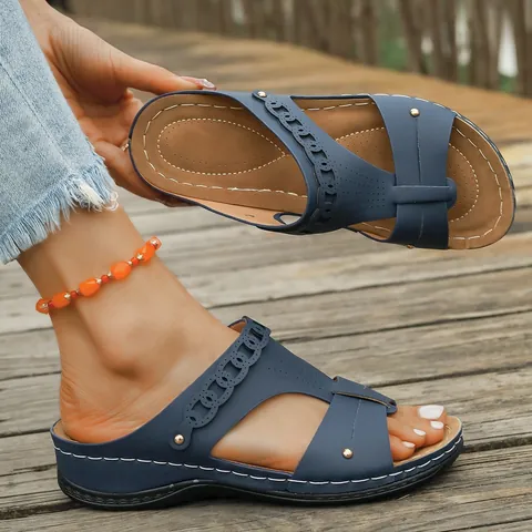 Women's Summer Wedge Sandals Hollow Out Straw Rivet Platform Slippers Casual Plus Size Ethnic Style Outdoor Beach Shoes