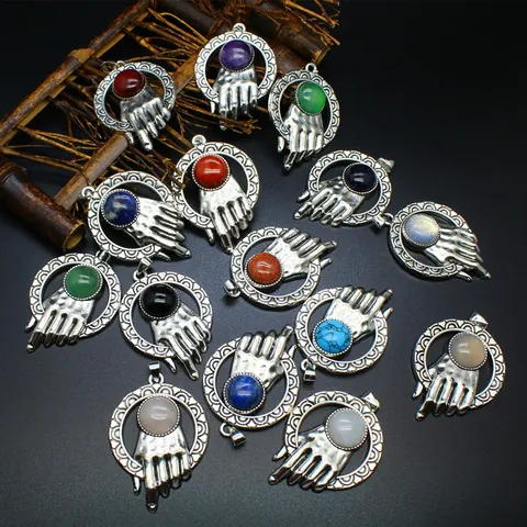 Colgante de Ágata de Piedra Natural con Mano Sosteniendo Anillo de Aleación Vintage Estilo Étnico Retro Color Plata Joyería