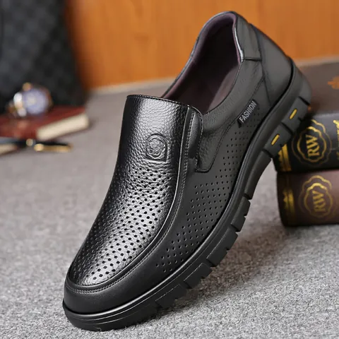Uomo Business Casual Mocassini in Pelle di Vacchetta Primo Strato Design Traforato Traspirante Suola Morbida Antiscivolo Scarpe Slip-on