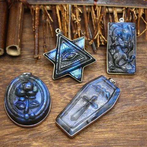Natural Labradorite Carved Pendant Necklace Skeleton Skull Indian Chief Wolf Head Spiritual Healing Stone Jewelry