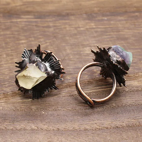 Bague Ouverte Vintage Médiévale en Cristal Naturel Brut pour Unisexe Alliage Vieilli Irrégulier Fluorite Obsidienne Bague Gothique Bijoux