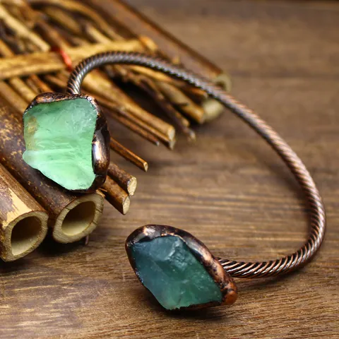Natural Raw Stone Vintage Crystal Open Bangle Bracelet For Women Twisted Bronze Wire Geometric Gemstone Jewelry