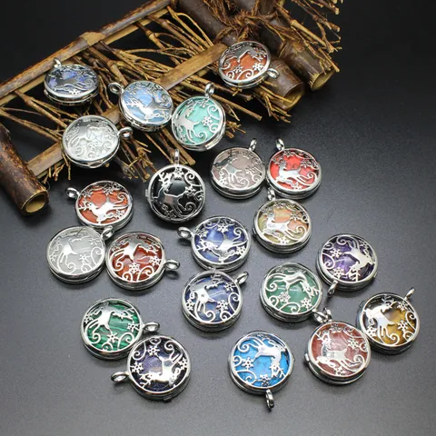 Fashion Christmas Deer Hollow Locket Pendant Necklace With Crystal Bead Stone Silver Plated Alloy Jewelry For Women Gift