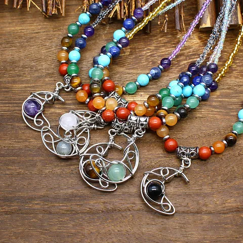 Collar con Colgante de Luna de Piedra Natural Bohemio Siete Chakra Cristal Envuelto en Alambre Joyería Para Mujeres Regalo Espiritual