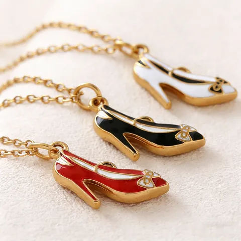 Collar con Colgante de Tacón Alto de Esmalte de Color Chapado en Oro de Acero Inoxidable de Moda Elegante Collar de Cadena de Gargantilla con Lazo Joyería para Mujer