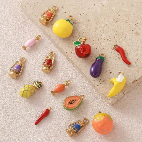 Colgantes 3D de Acero Inoxidable Frutas y Alimentos Chapados en Oro Esmaltados Chile Manzana Dulces Dijes para Bricolaje Collar Pendientes Joyería