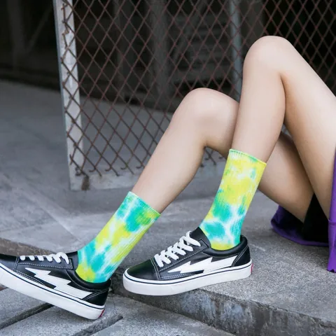 Japanese Tie-Dye Slouch Socks Unisex Mid-Calf Skateboard Socks Double Needle Thick Cotton Ribbed Street Style Athletic Socks
