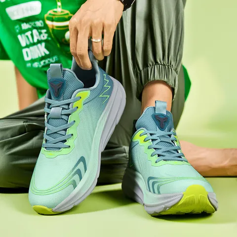 Lightweight Outdoor Running Shoes For Men Women Breathable Mesh Sneakers Shock-Absorbing Non-Slip Athletic Jogging Shoes
