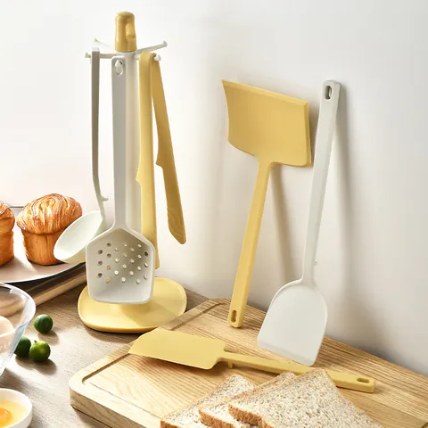 7 Piece Silicone Kitchen Utensil Set Heat Resistant Non-Stick Cookware Set with Storage Stand Cream White Yellow Spatula Soup Spoon Slotted Turner Scraper Kitchen Tools