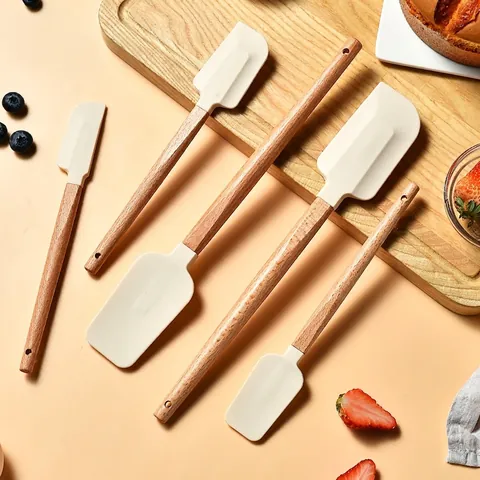 Heat Resistant Silicone Spatula With Natural Wood Handle For Baking Cream Butter Scraper Cake Mixing Kitchen Tool