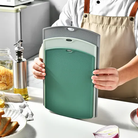 Non-Slip Kitchen Cutting Board Set PP Plastic Classification Chopping Boards For Fruit Meat Baby Food Modern Minimalist