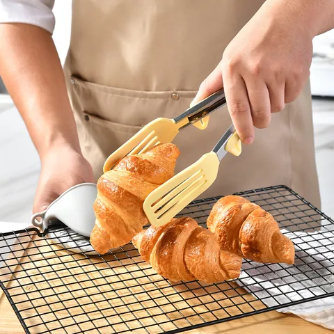 Silicone Food Tongs With Stand Stainless Steel Handle Heat Resistant Kitchen Tongs For BBQ Bread Steak Buffet Serving Yellow White
