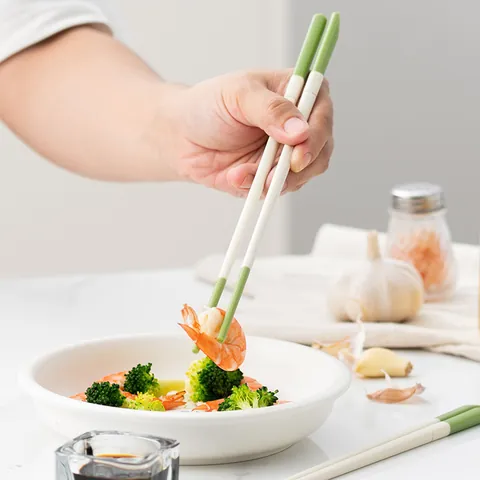 Modern Minimalist Food Grade Silicone Chopsticks High Temperature Resistant Non Slip Reusable Tableware For Children Learning Household Kitchen Dining