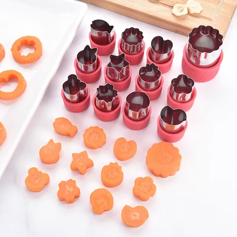 Stainless Steel Vegetable Fruit Cookie Cutters Heart Star Flower Shapes Baking Molds With Protective PP Handle Kitchen Tools