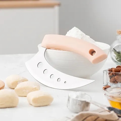 Multifunctional Stainless Steel Mezzaluna Dough Cutter With Ergonomic Handle Anti-Stick Pizza Pastry Scraper For Kitchen Baking