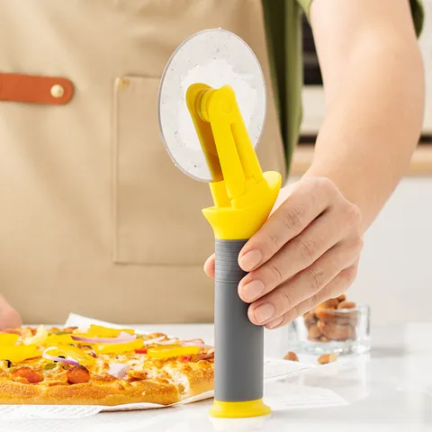 Standing Handle Pizza Cutter Wheel Stainless Steel Slicing Tool With Protective Cover Ergonomic Non Slip Grip Baking Tool