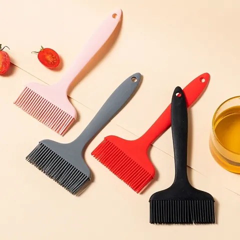 Silicone Basting Brush For BBQ Baking Integrated Heat Resistant Oil Brush Hanging Hole Food Grade Kitchen Tool
