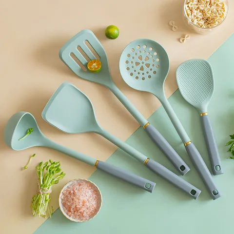 Modern Minimalist Silicone Kitchen Utensils Set Heat Resistant Non-stick Spatula Soup Spoon Rice Scoop With Hanging Hole