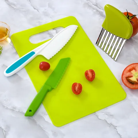 Kids Safe Kitchen Knife Set Plastic Serrated Edge Fruit Vegetable Bread Cutter For Children Cooking Training With Cutting Board Wavy Potato Slicer