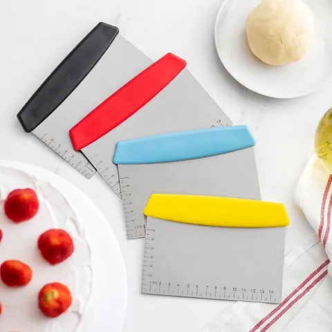 Stainless Steel Dough Scraper With Scale Measuring Bench Scraper For Baking Pastry Dough Cutter Cream Smoother Kitchen Tools
