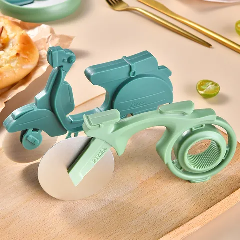 Stainless Steel Pizza Cutter Wheel Creative Bicycle Motorcycle Scooter Shape Pizza Slicer Tool Mint Green Kitchen Utensil